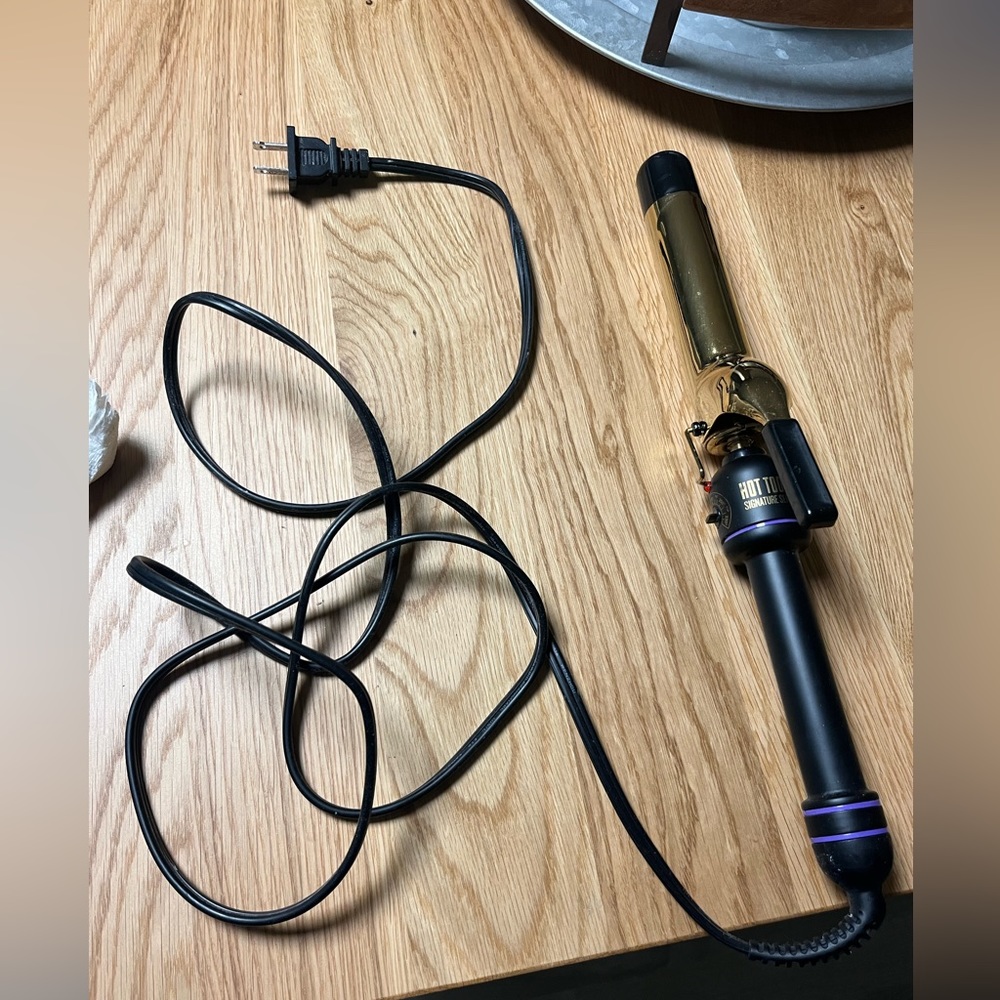 Hot Tools Curling Iron